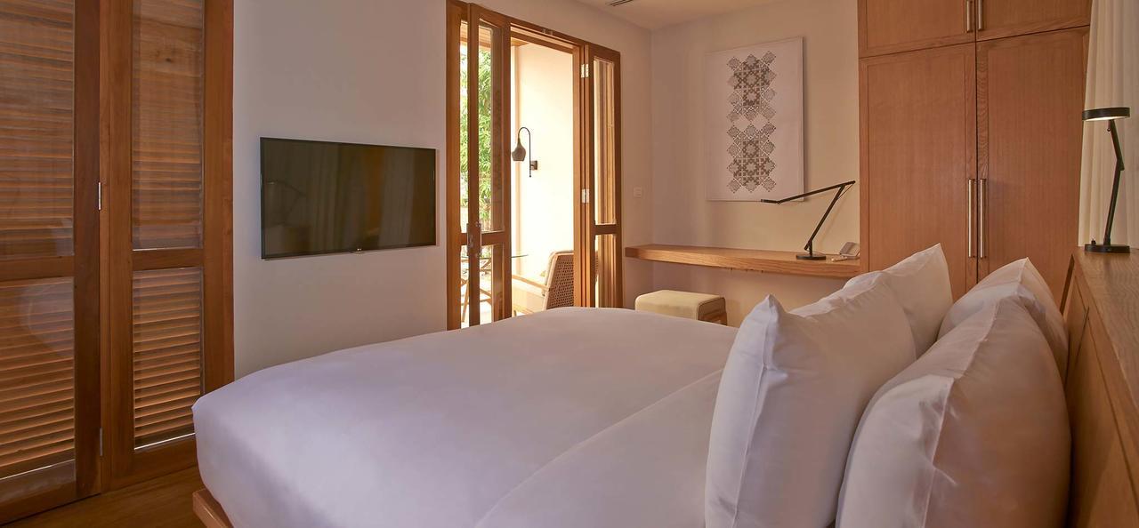 Avani+ Luang Prabang Hotel Экстерьер фото