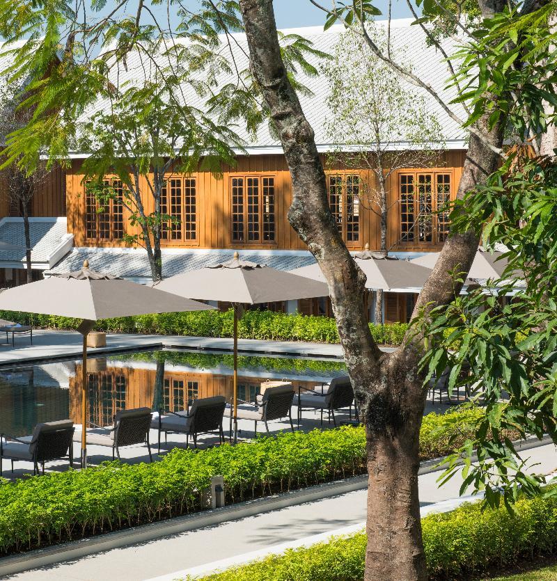 Avani+ Luang Prabang Hotel Экстерьер фото